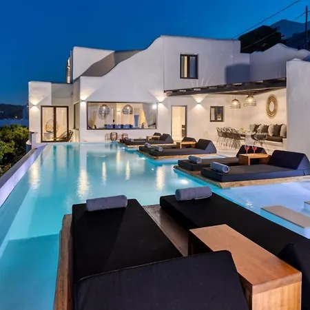 Sunset Deluxe Mykonos *